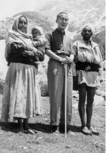 14th Dalai Lama with a family from the local Gaddi tribe, 1960 India.