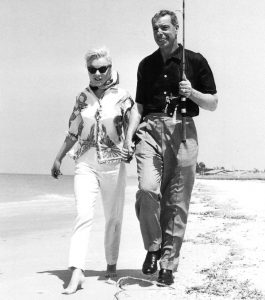 Marilyn Monroe and Joe DiMaggio in Florida, 1961. 