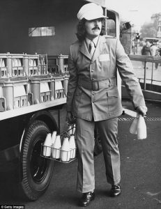 British housewives chose stylish milkmen uniforms, 1972.