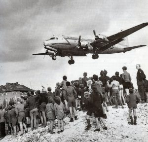 Berliners at Tempelhof (1948)