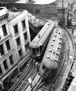 Chicago tail crash: 2 trains collided, 21 dead and 49 injured, 1953.