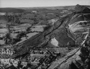 116 children and 28 adults died in the Aberfan disaster.