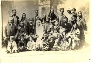 Jewish family from Karachi at a wedding, date unknown, early 20th century.  