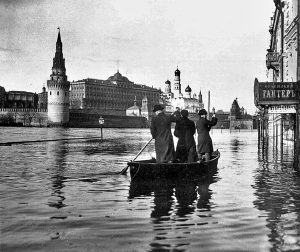 Boats sailed Red Square during 1908 Moscow flood.