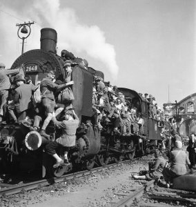 Berliners flee to West Germany in 1945.