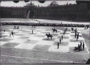 1924 human chess - live strategy in St. Petersburg.