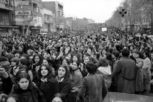 100,000 Iranian women courageously opposed the hijab law, Tehran, 1979.